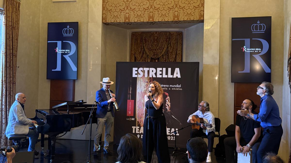 Estrella Morente acompañada de la OCO Band canta una versión 'Summertime' en el Teatro Real