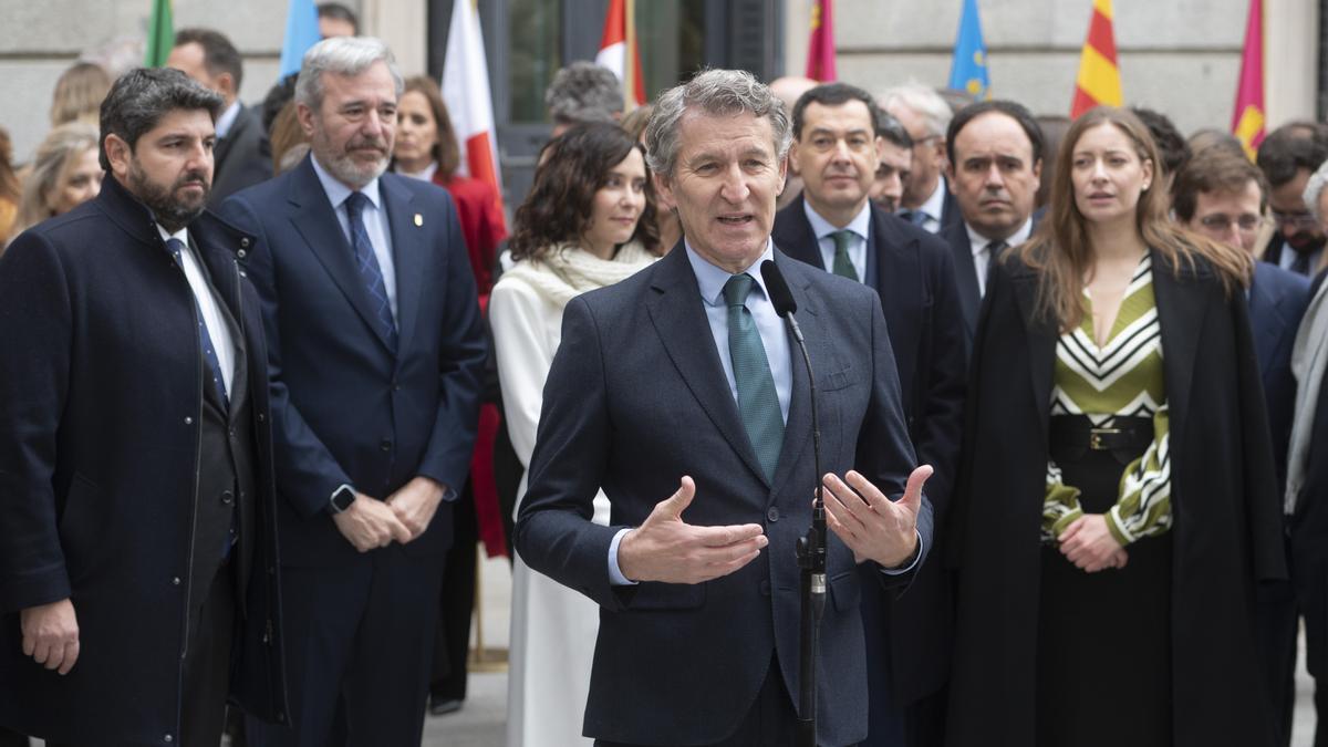 El presidente del PP, Alberto Núñez Feijóo, durante el acto institucional por el Día de la Constitución