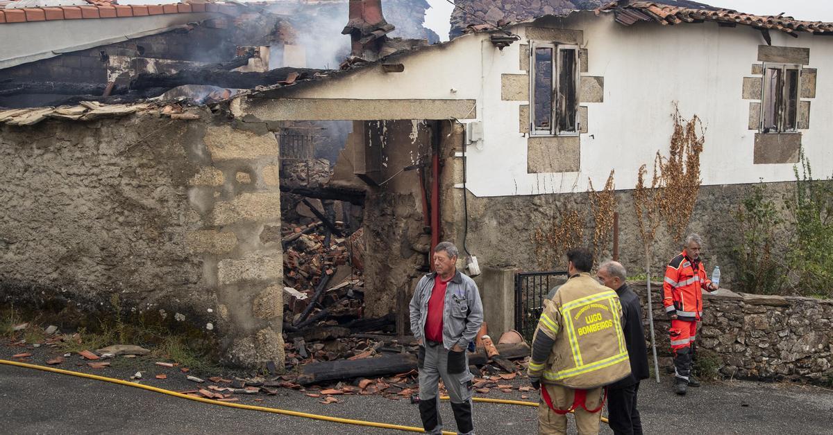 Galicia encara con impotencia los incendios forestales que sufre en este mes de septiembre