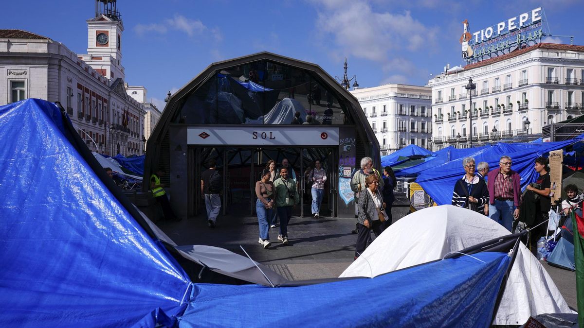 La Justicia vuelve a rechazar el desalojo de la acampada de Sol que pidió Ayuso