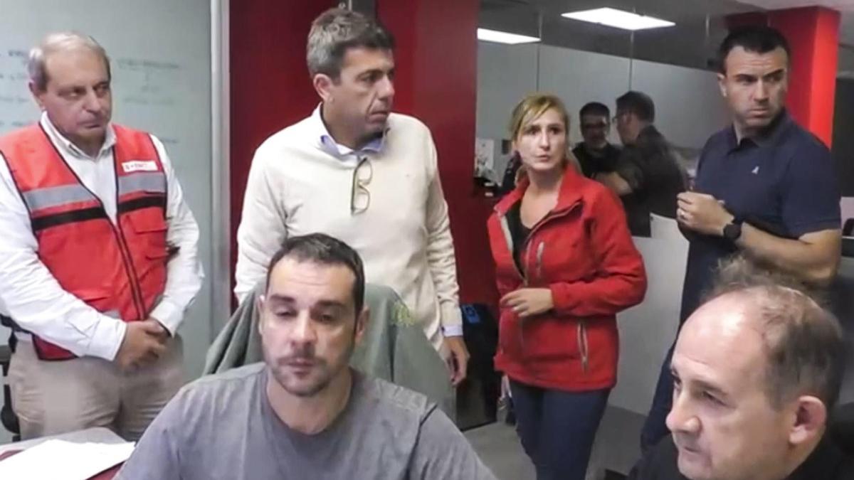 Un vídeo revela que Emergencias planteó a las 17:00 mandar ya alertas en la zona de Utiel