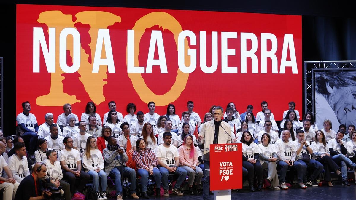 El secretario general del PSOE y presidente del Gobierno, Pedro Sánchez, durante un acto público en el Palacio de la Audiencia, a 7 de marzo de 2026, en Soria, Castilla y León (España).