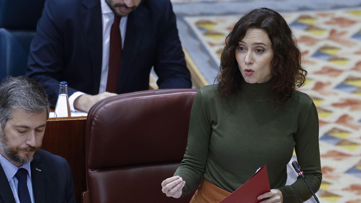 La presidenta de la Comunidad de Madrid, Isabel Díaz Ayuso interviene durante el Pleno en la Asamblea de Madrid celebrado este jueves.
