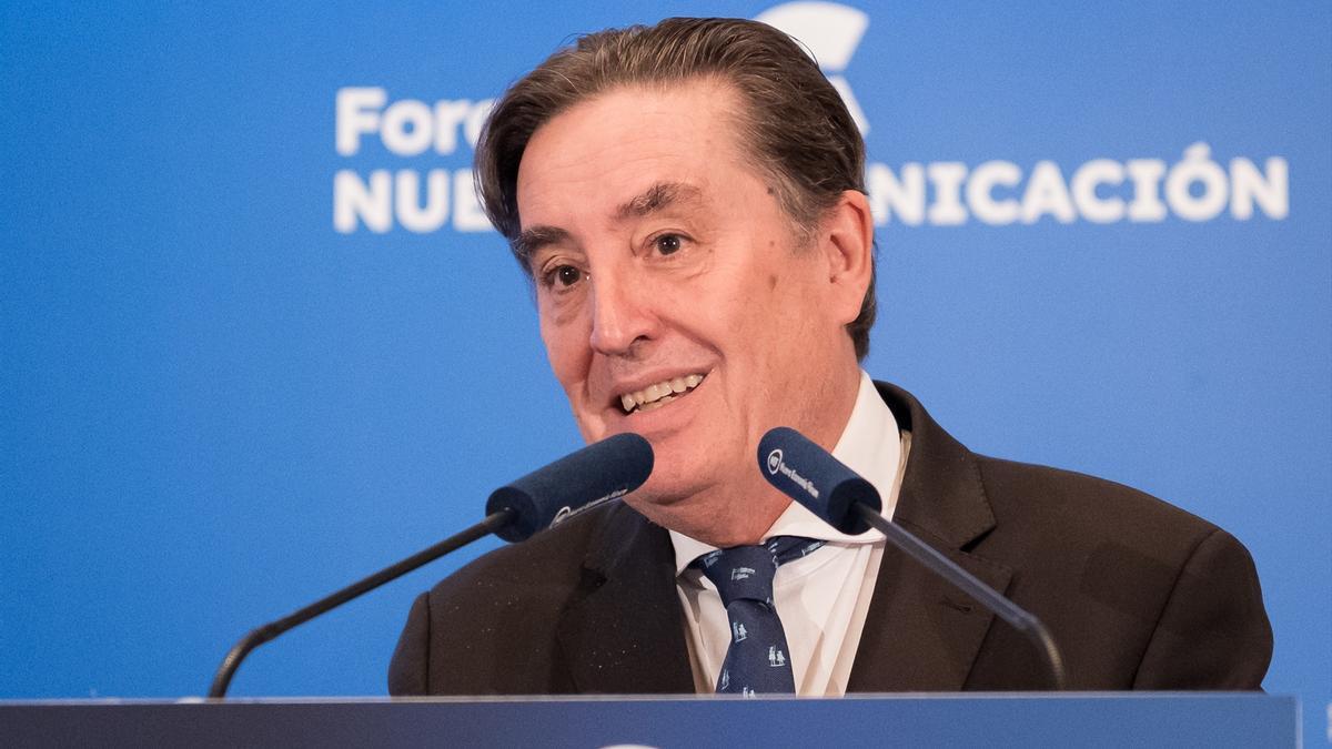 La Generalitat concede el XX Premio Blanquerna a Luis García Montero