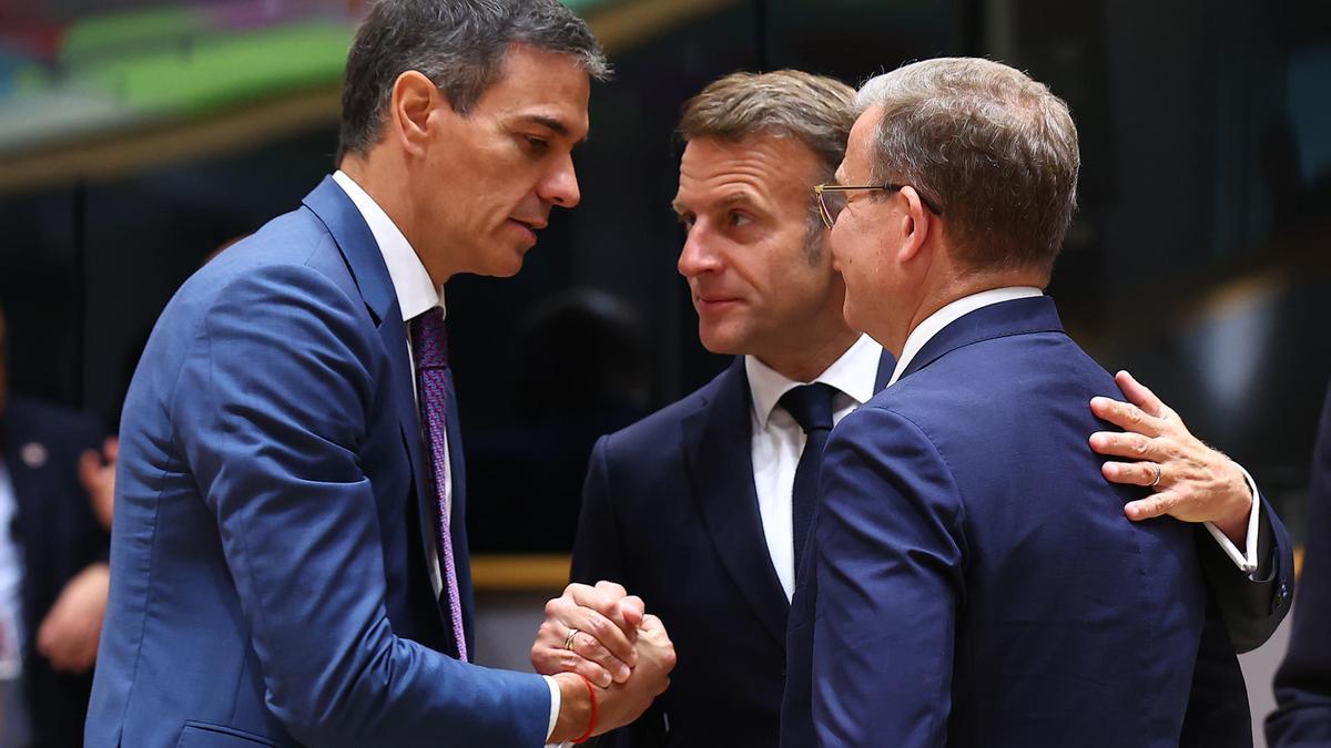 Los presidentes de España, Francia y Finlandia durante la cumbre del Consejo Europeo en Bruselas, Bélgica.