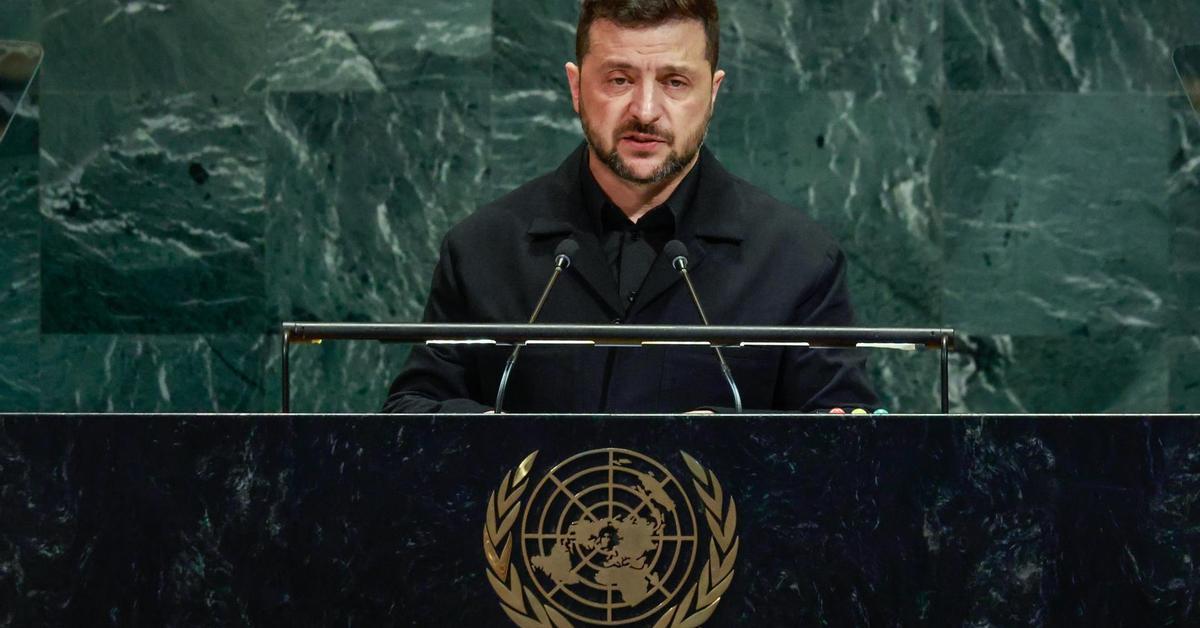 Zelenski denuncia un ataque ruso a la subestación que alimenta el sarcófago de Chernóbil