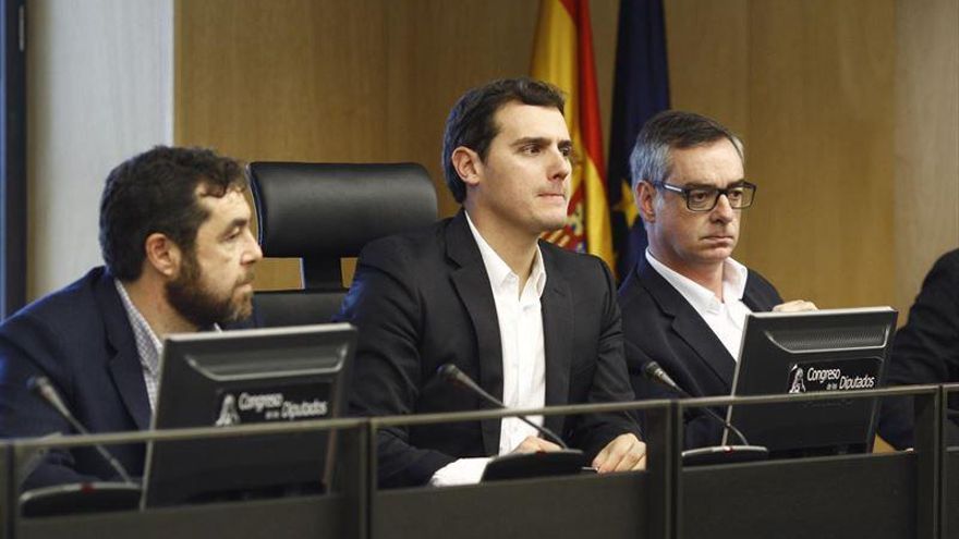 El líder de Ciudadanos, Albert Rivera, durante una reunión de los diputados de su formación.