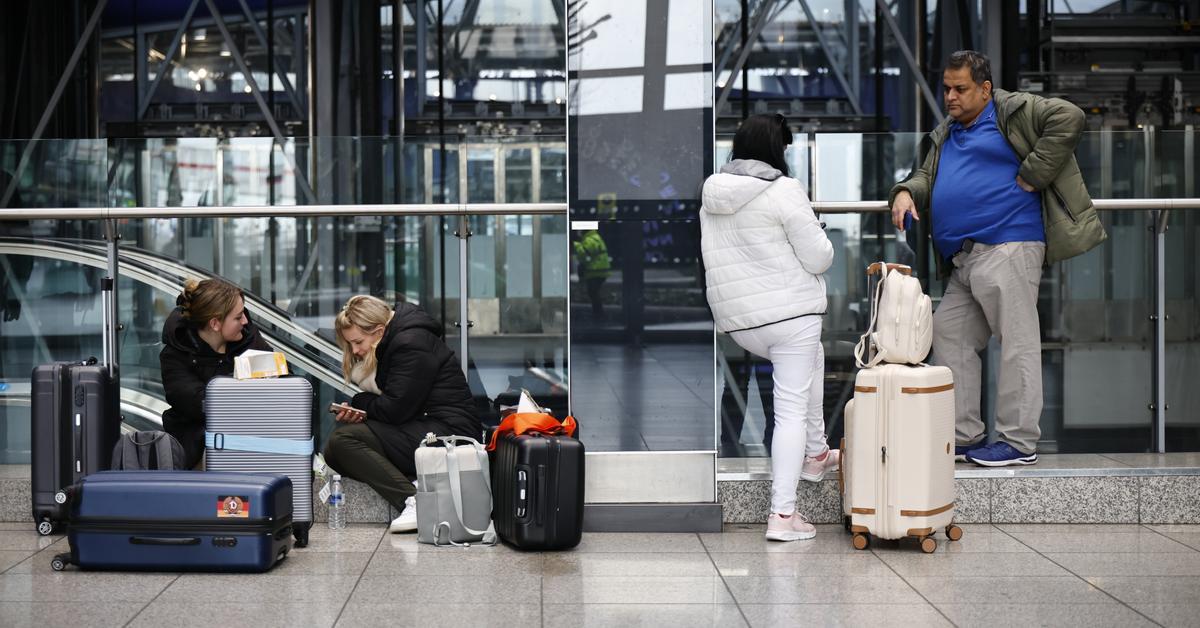 Un ciberataque provoca retrasos y cancelaciones en los aeropuestos de Heathrow, Bruselas y Berlín
