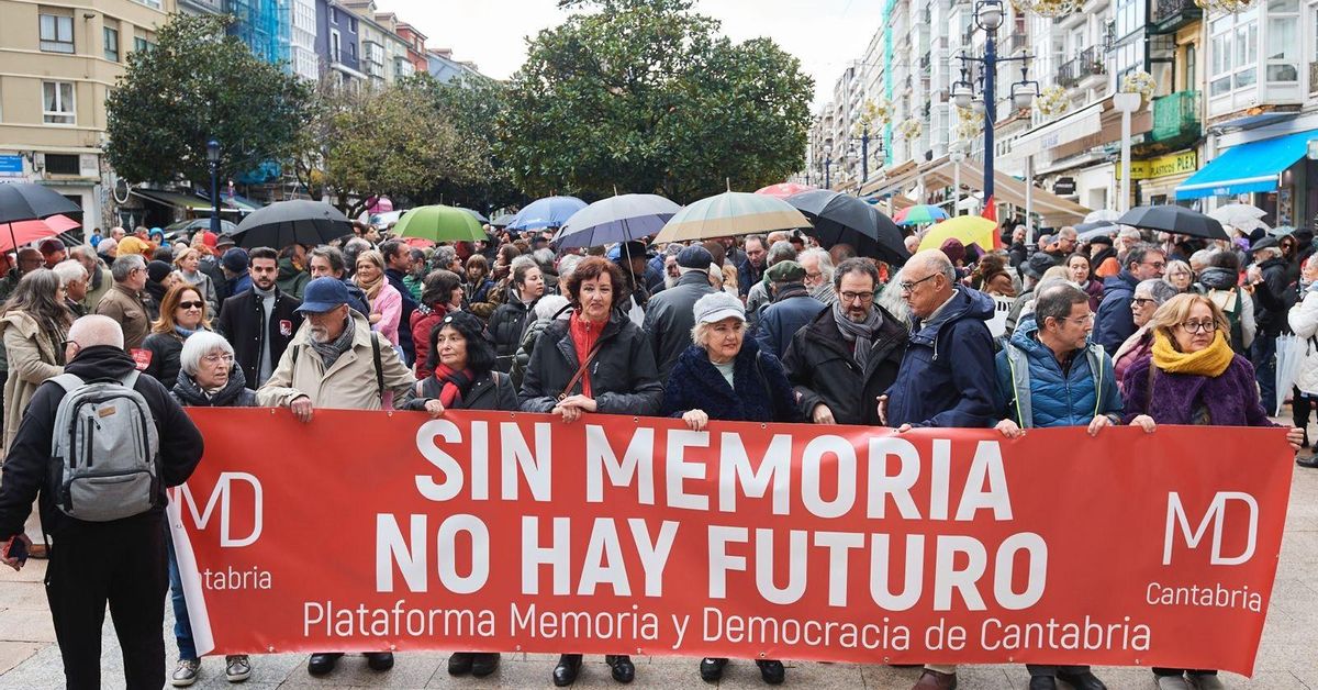 El TC mantiene la suspensión de la derogación de la Ley de Memoria de ...