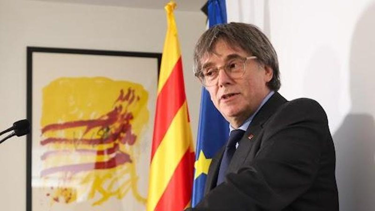 Puigdemont no desvela la fecha de su vuelta a Cataluña pese a la retirada de la orden de detención