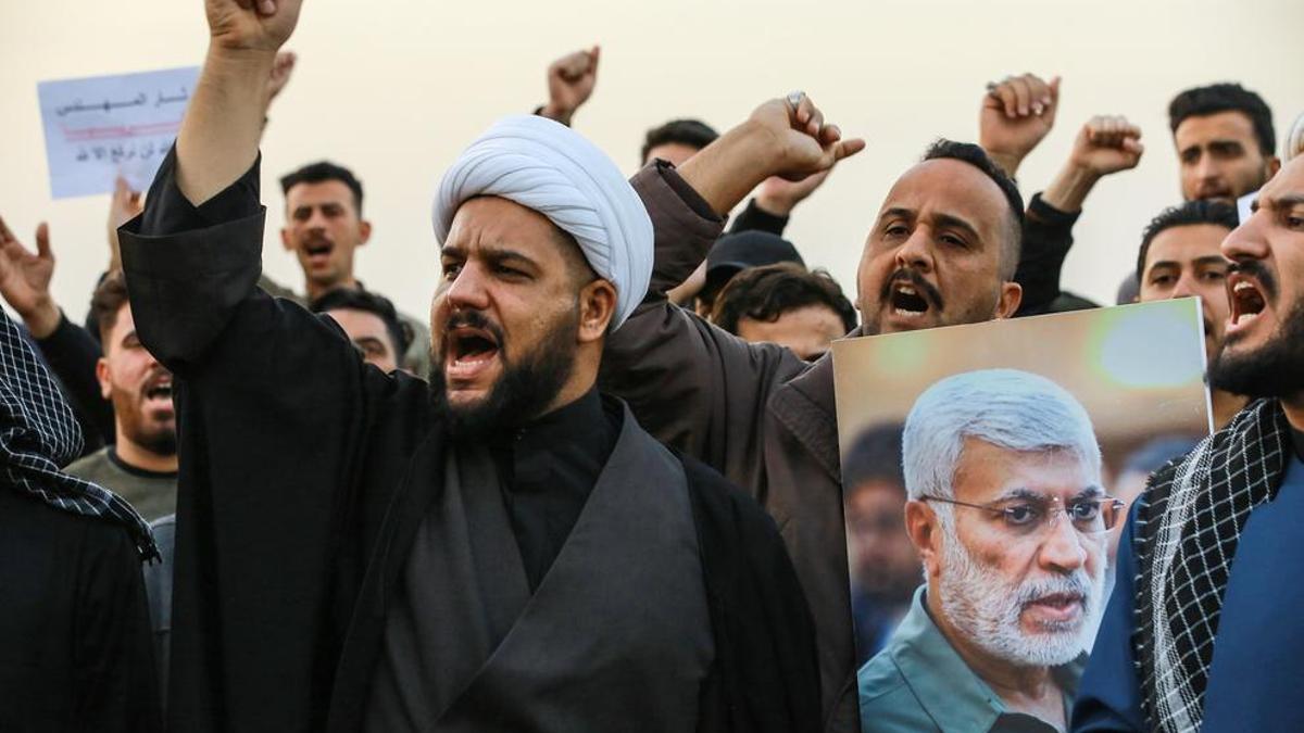 La sociedad chií de Irak ha comenzado este sábado los funerales por el general iraní Qasem Soleimaini y el jefe adjunto de las Fuerzas de Movilización Popular de Irak, Abu Mahdi al Muhandis.