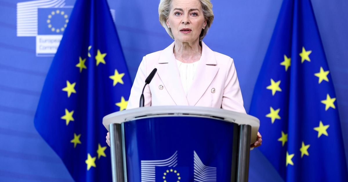 Bruselas da el primer paso para bloquear fondos a Hungría por ...