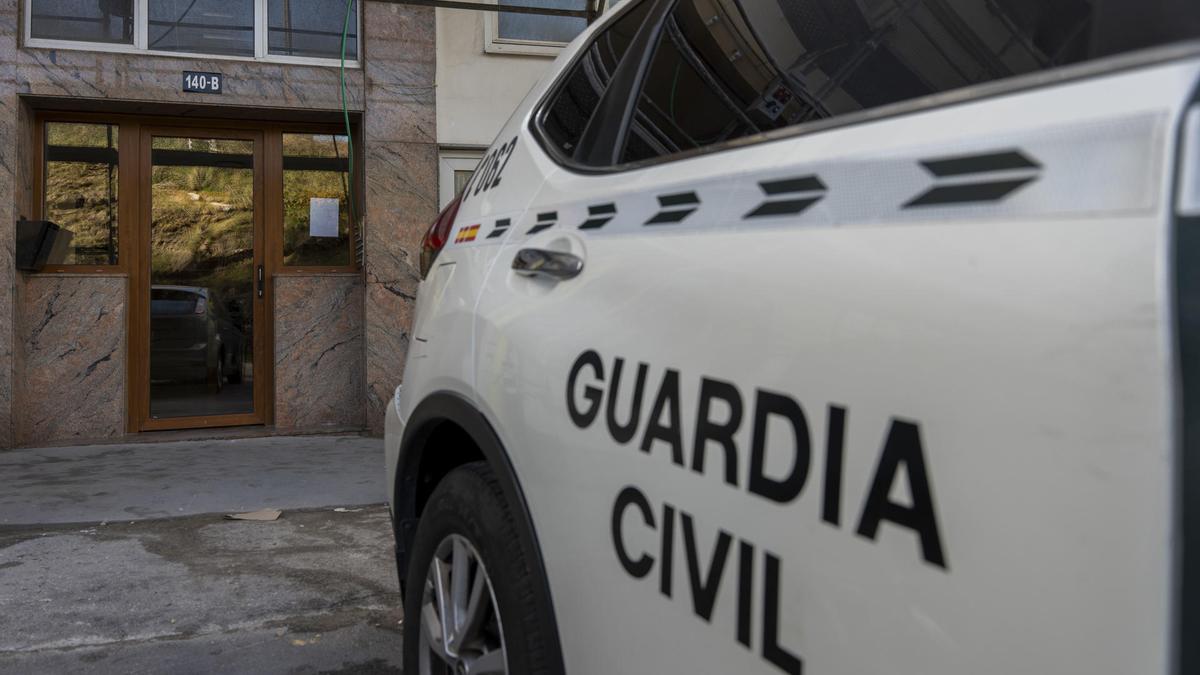 Detenido un hombre por el presunto asesinato de su mujer en Pedreña (Cantabria).