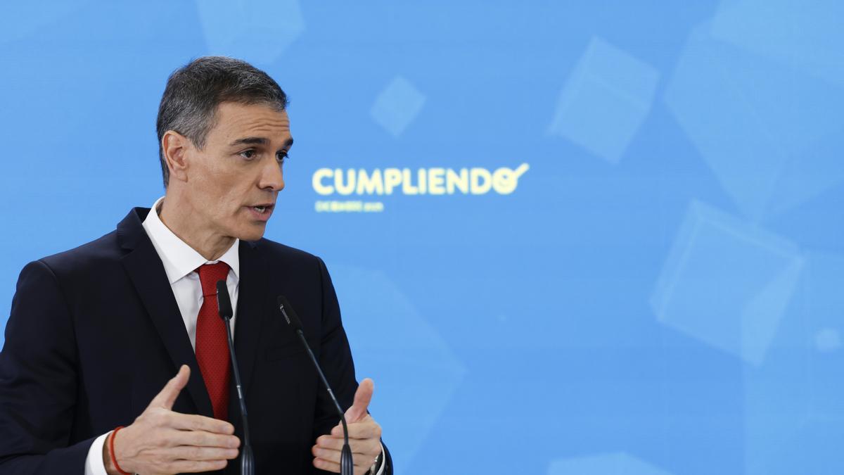 El presidente del Gobierno, Pedro Sánchez, comparece para efectuar un balance del curso político.