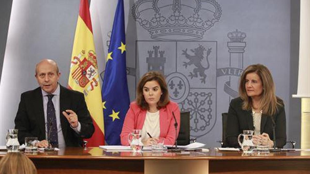 José Ignacio Wert, Soraya Sáenz de Santamaría y Fátima Báñez.
