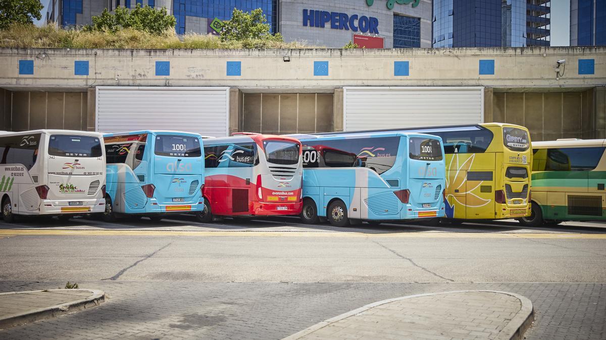 El autocar, vital para la España despoblada, busca su sitio entre el furor de la alta velocidad ferroviaria