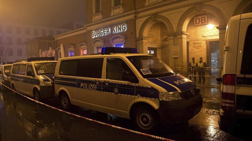 Furgonetas policiales en la ciudad de Munich.