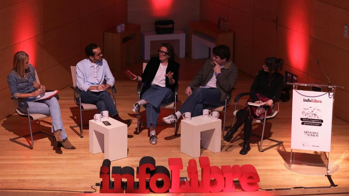 Un momento de la charla.