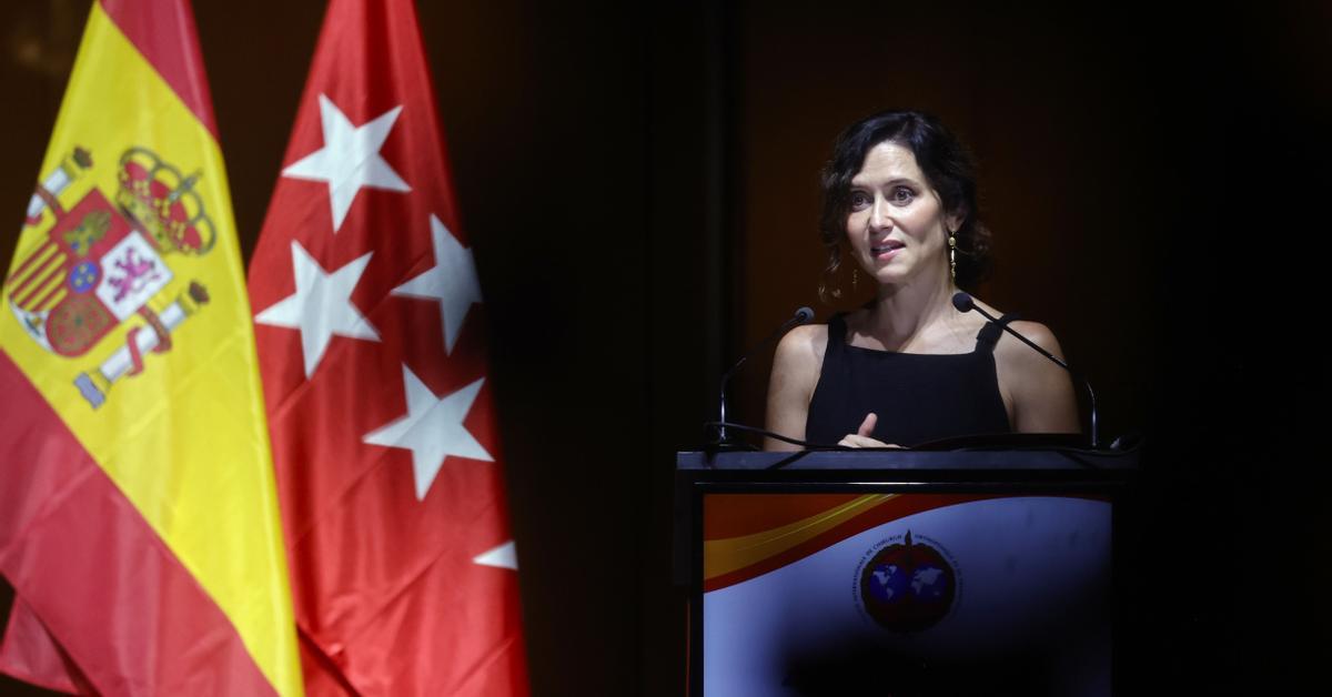 Ayuso transforma su discurso ultra en políticas y empieza a contabilizar al no nacido en la unidad familiar