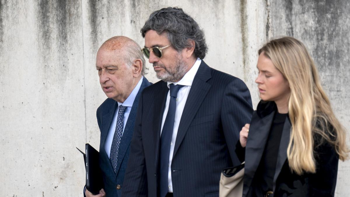 El exministro de Interior, Jorge Fernández Díaz, a su llegada a la Audiencia Nacional en Madrid.