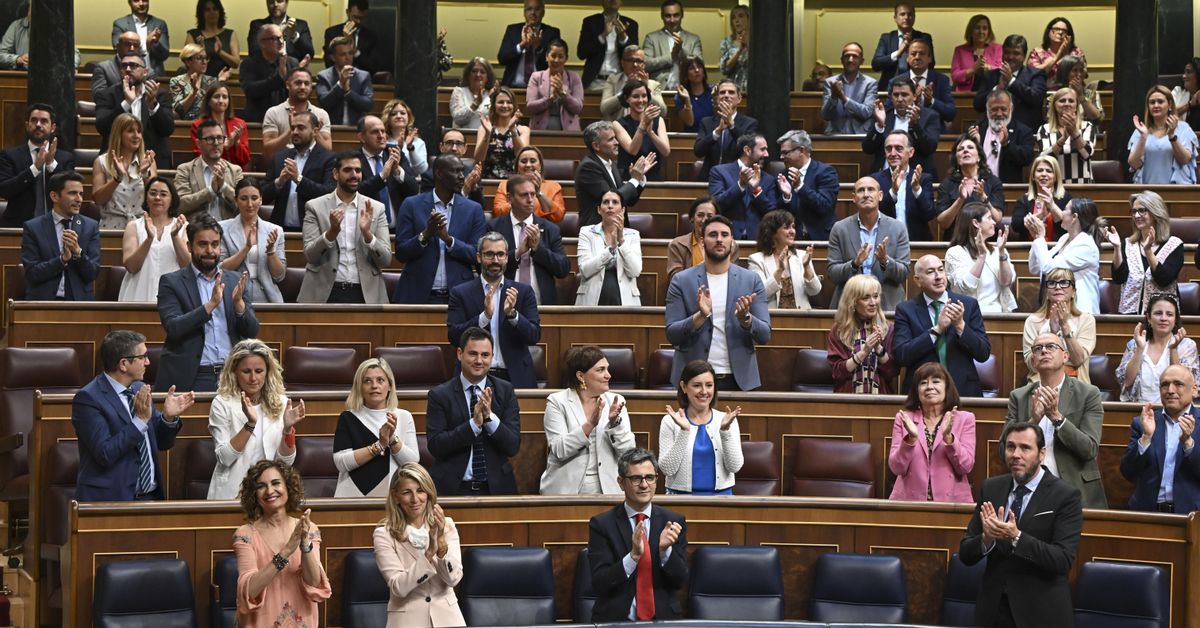 El Congreso da luz verde a la ley de paridad por un voto, con el PP y ...