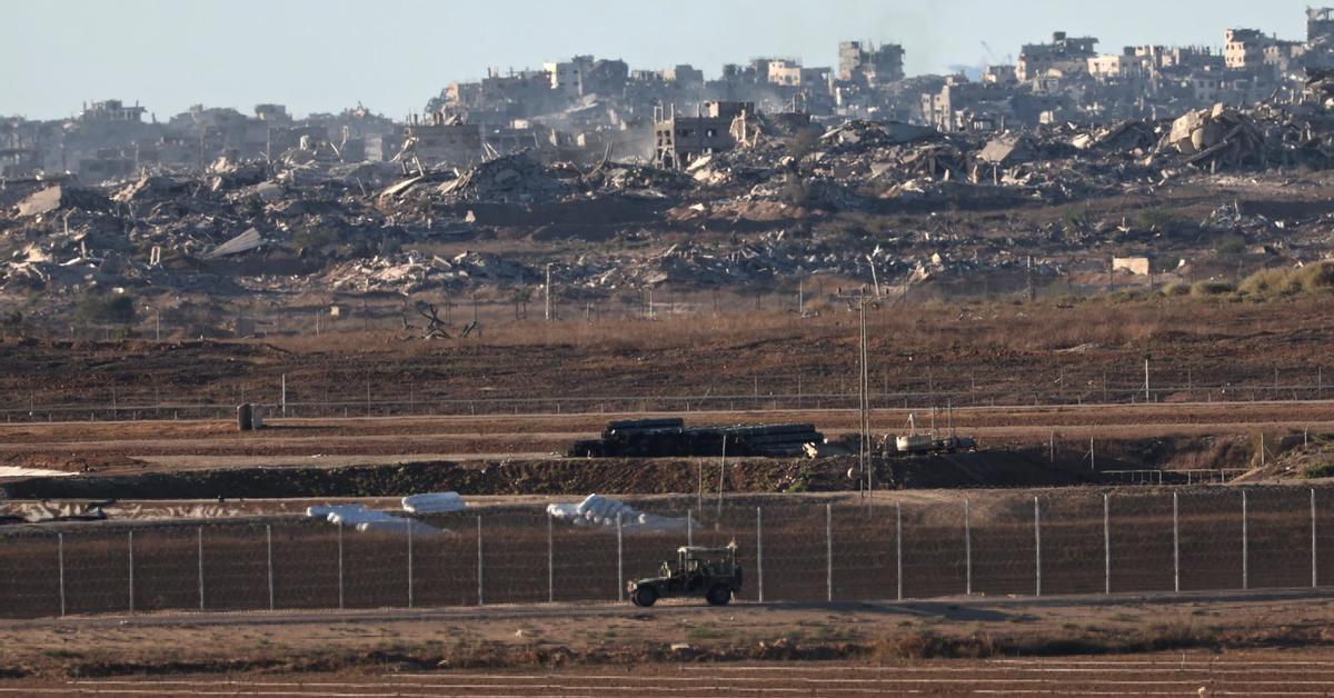 El retraso en la entrega de los rehenes fallecidos tensa el acuerdo entre Israel y Hamás