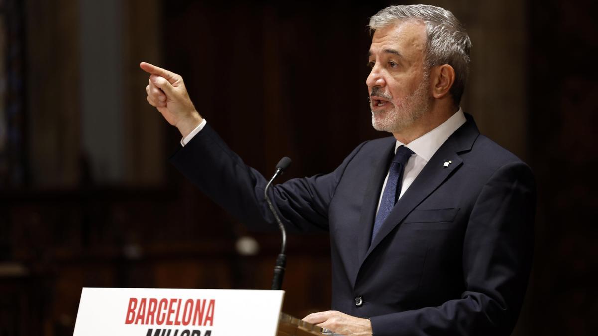 El alcalde de Barcelona, Jaume Collboni, durante una comparecencia ante los medios