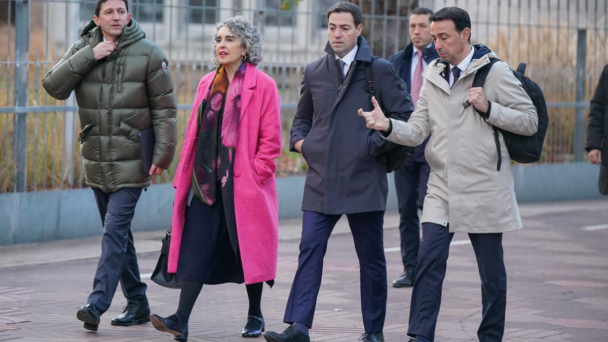 Lehendakari imanol pradales 2d llegada debate presupuestos 2026 parlamento.