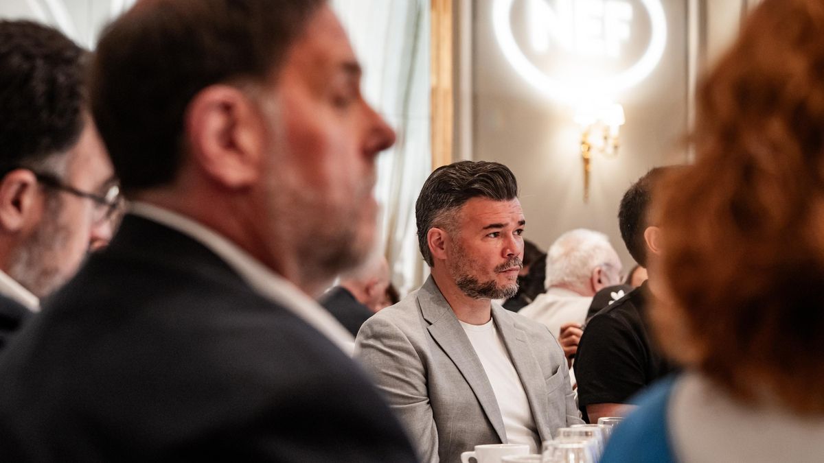 Rufián exige garantías a ERC para repetir como candidato mientras crece la presión para relevarle por Jordi Albert