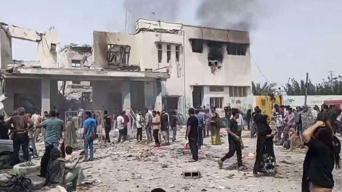Captura del video de los momentos posteriores al bombardeo en la ciudad de Minab (Irán).
