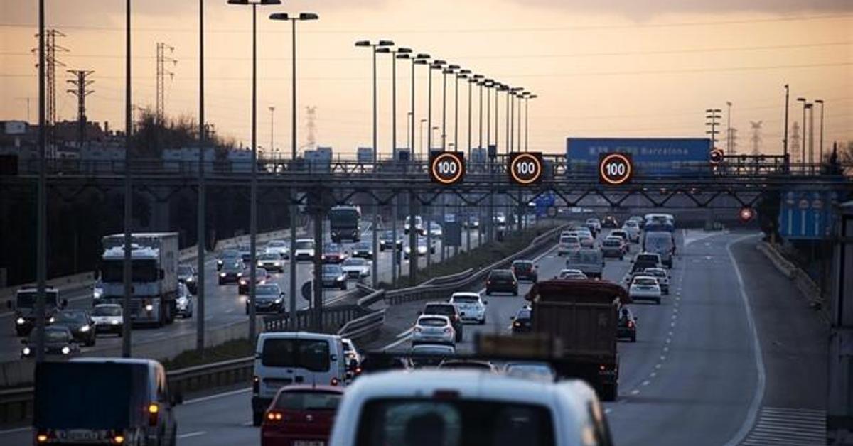 Francia y España piden mantener el fin de la venta de los coches con emisiones de CO2 en 2035