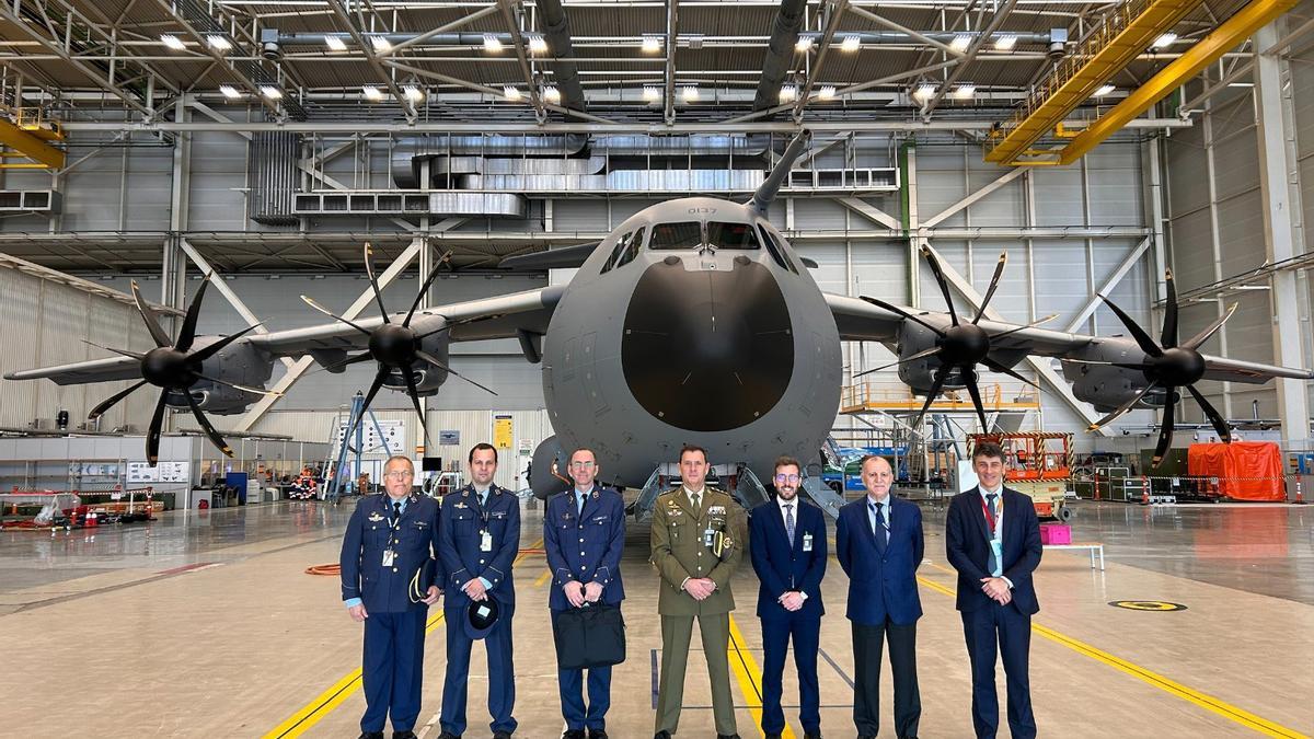 Una veintena de jefes del Ejército obtuvieron permiso para fichar por empresas de defensa en la última década