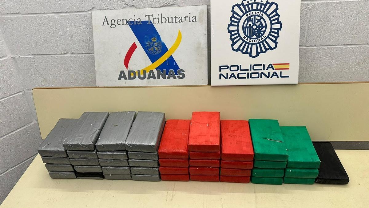 45 kilos de cocaína en 'los ojos' de un contenedor en Algeciras