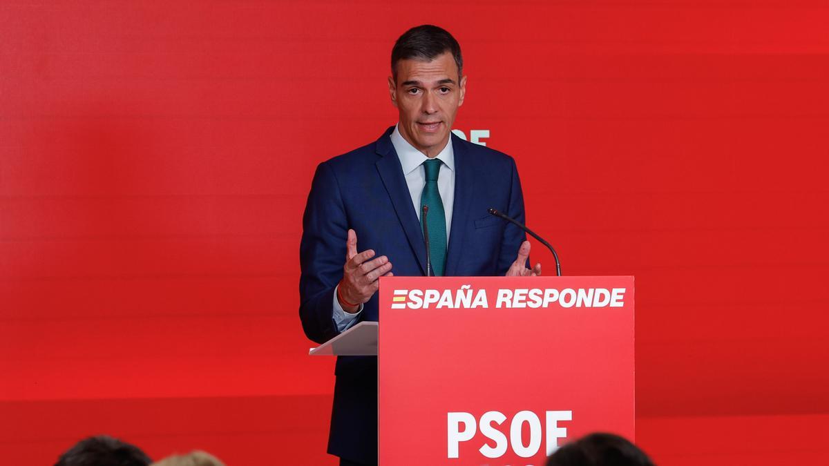 El presidente del Gobierno y líder del PSOE, Pedro Sánchez en rueda de prensa tras la primera reunión de la Ejecutiva de este partido después de la salida de Santos Cerdán.