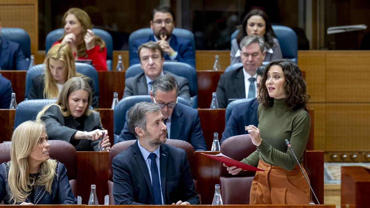 La presidenta de la Comunidad de Madrid, Isabel Díaz Ayuso, durante el pleno en la Asamblea de Madrid.