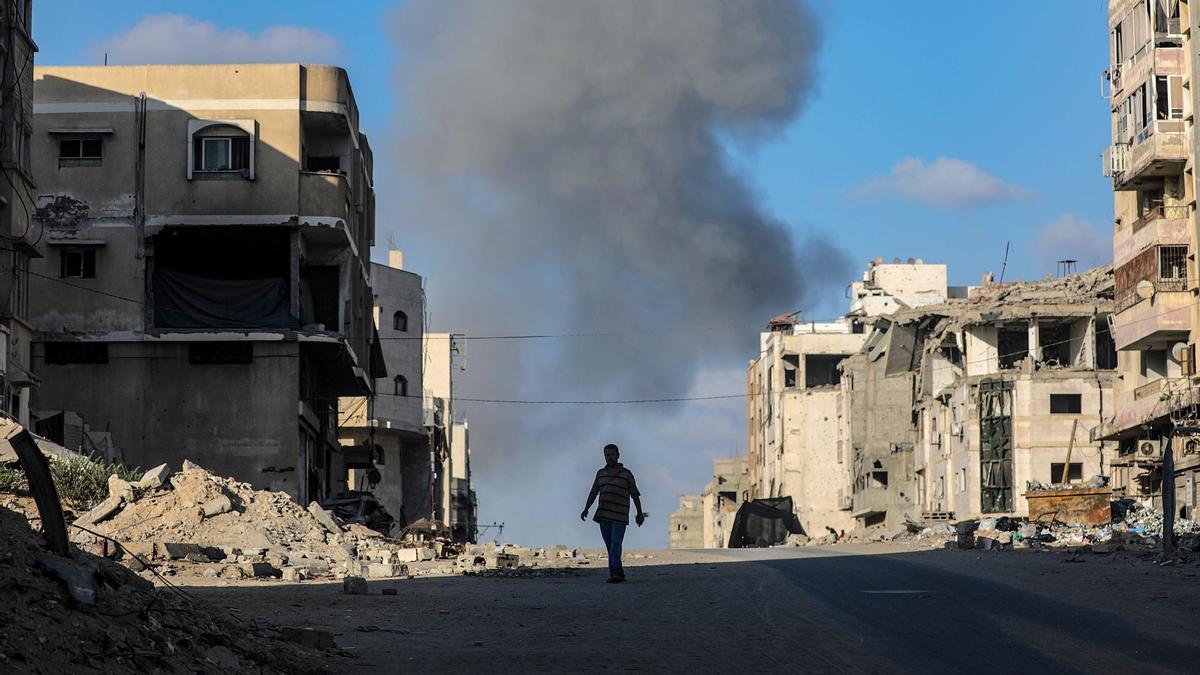 Destrucción en Ciudad de Gaza después de un bombardeo israelí.