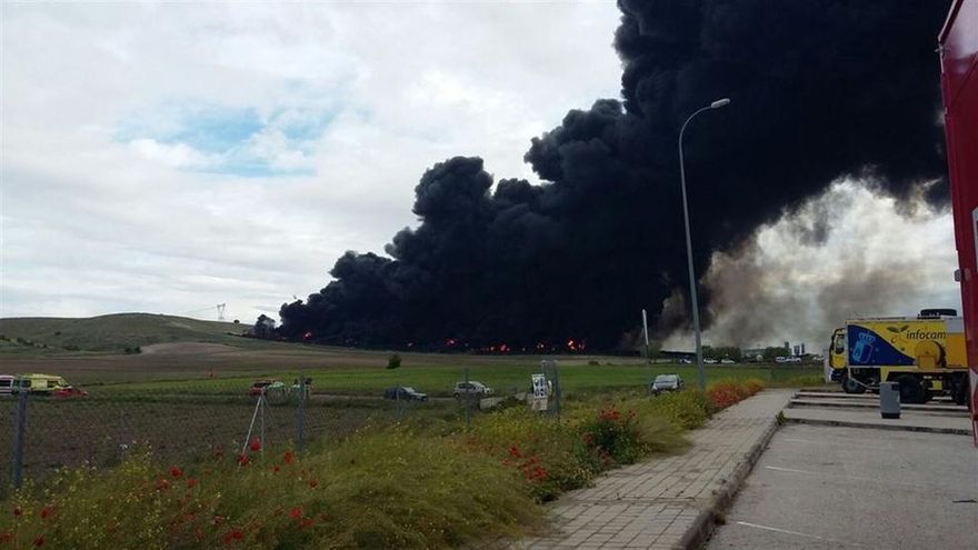 Ecologistas lanza consejos sanitarios ante el humo tóxico de Seseña