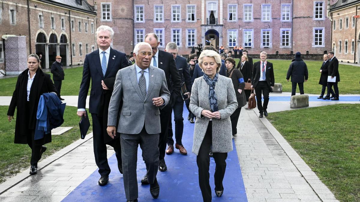 Los líderes europeos durante el retiro informal de líderes de la UE en el Castillo de Alden Biesen.