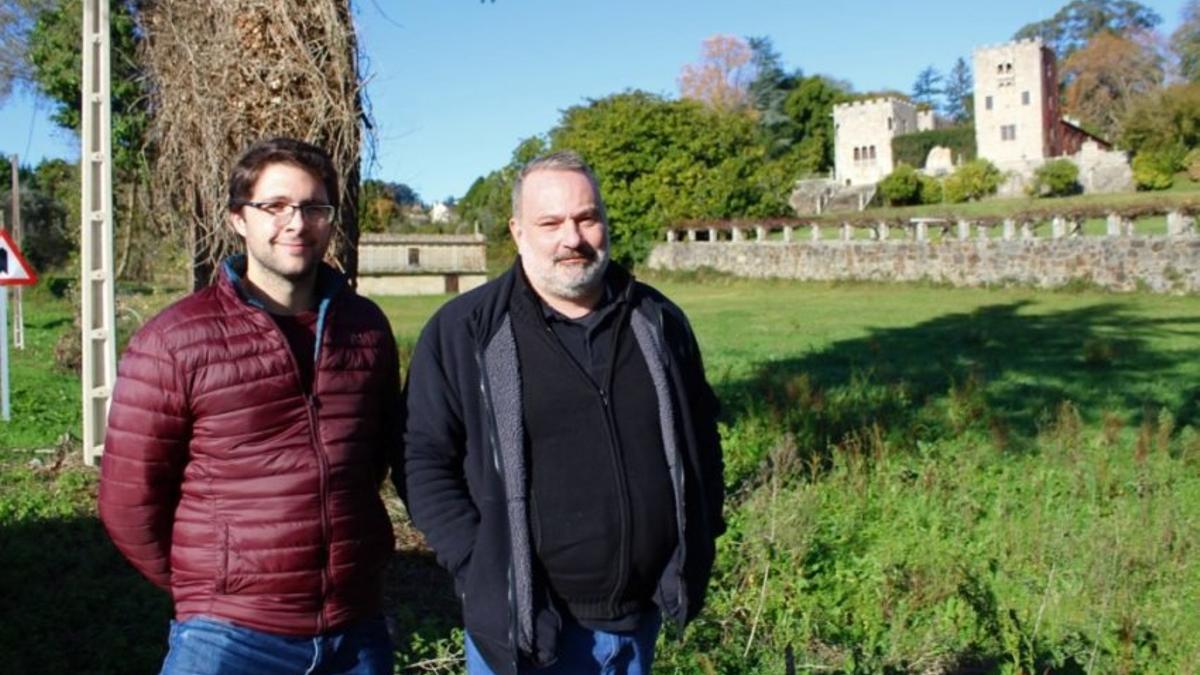 El historiador Manuel Pérez Lorenzo y Carlos Babío, presidente de CRMH de A Coruña