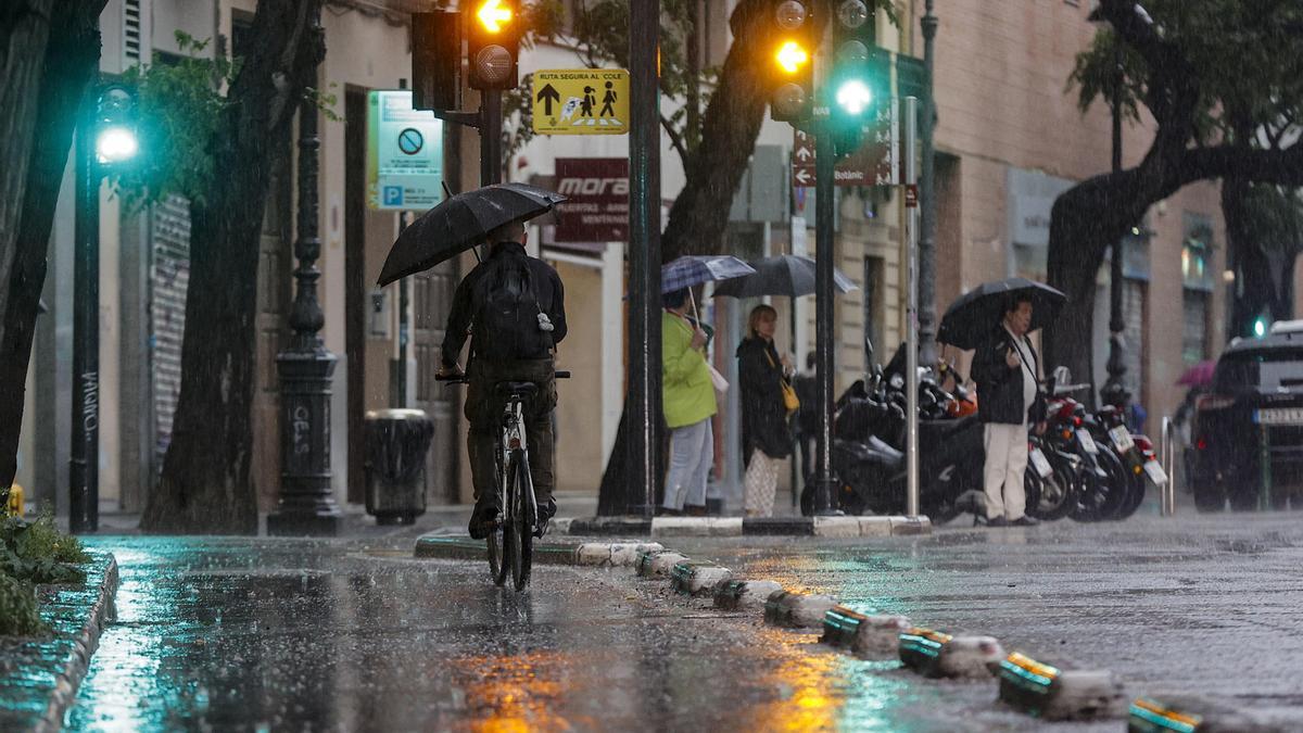 España se despide del frío: más chubascos y tiempo fresco antes de un fin de semana con sol