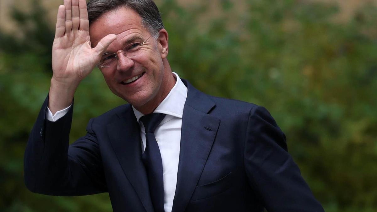 Sacar músculo en tiempos de debilidad: la OTAN trata de responder a Putin pese al doble juego de Trump