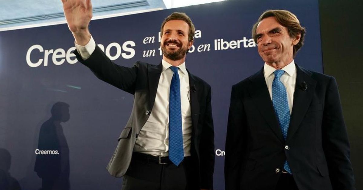 Aznar opta por no aguar la convención a Casado y le apoya sin mención a ...
