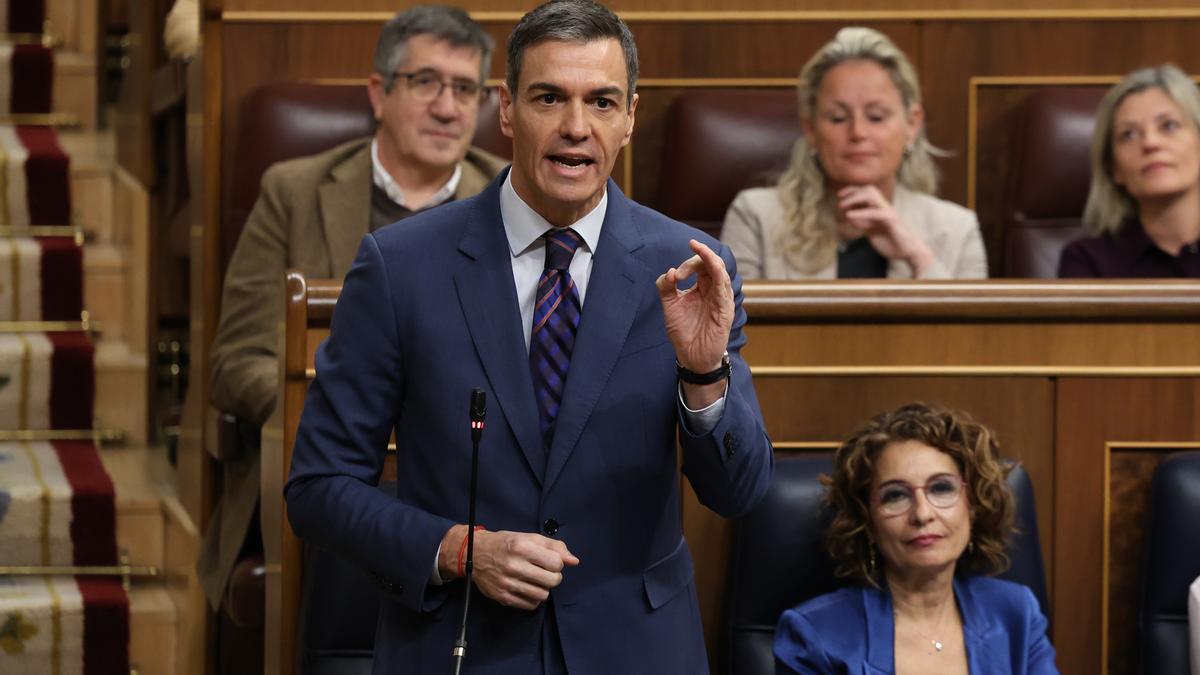 El presidente del Gobierno, Pedro Sánchez, interviene durante una sesión de control al Gobierno, en el Congreso