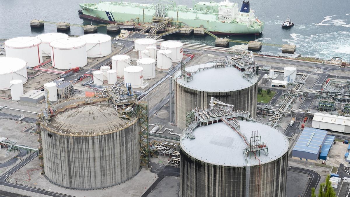 El Gobierno no aclara si ha enviado a Bruselas su plan para desligarse del gas ruso en 2026