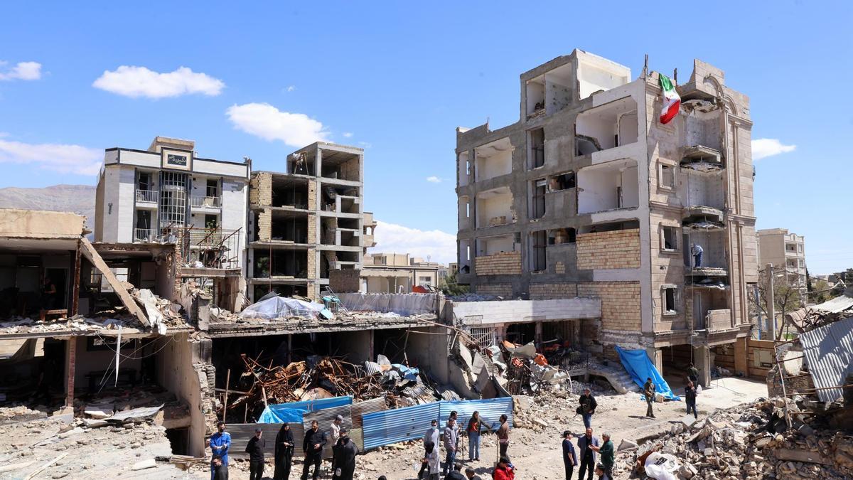 Zona residencial de Karaj (Irán) atacada por EEUU e Israel