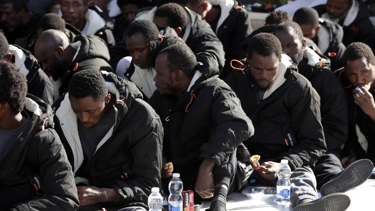 Migracijska politika zaostruje razmere v Evropi: EU gradi centre za deportacijo, Nemčija hvali poljski pristop