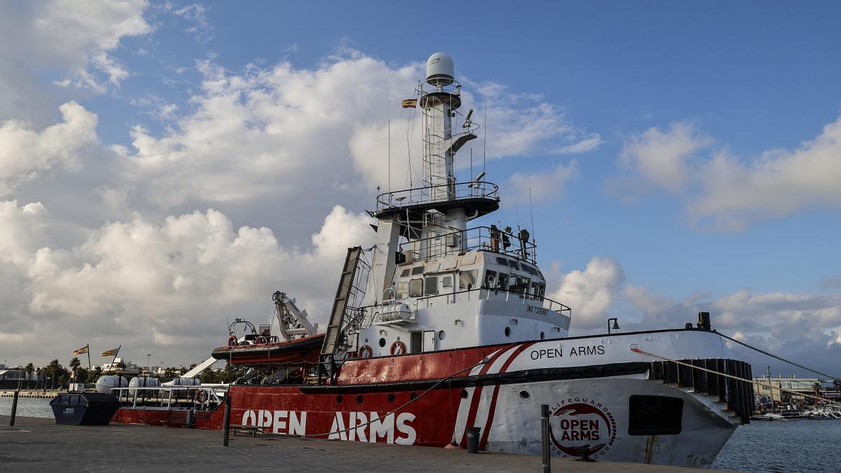 El barco Open Arms en el Puerto de Valencia, a 7 de noviembre de 2024, tras la dana que asoló la región.