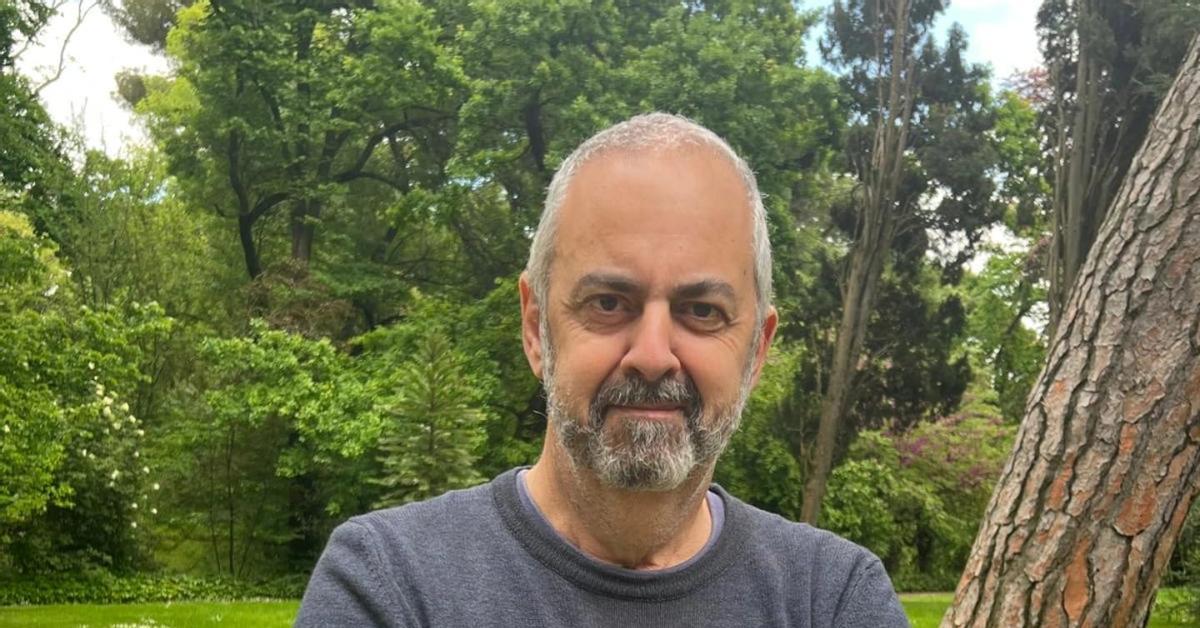 Emilio Silva, nieto del primer exhumado del franquismo: "En España hubo voluntad de no mirar a las cunetas"
