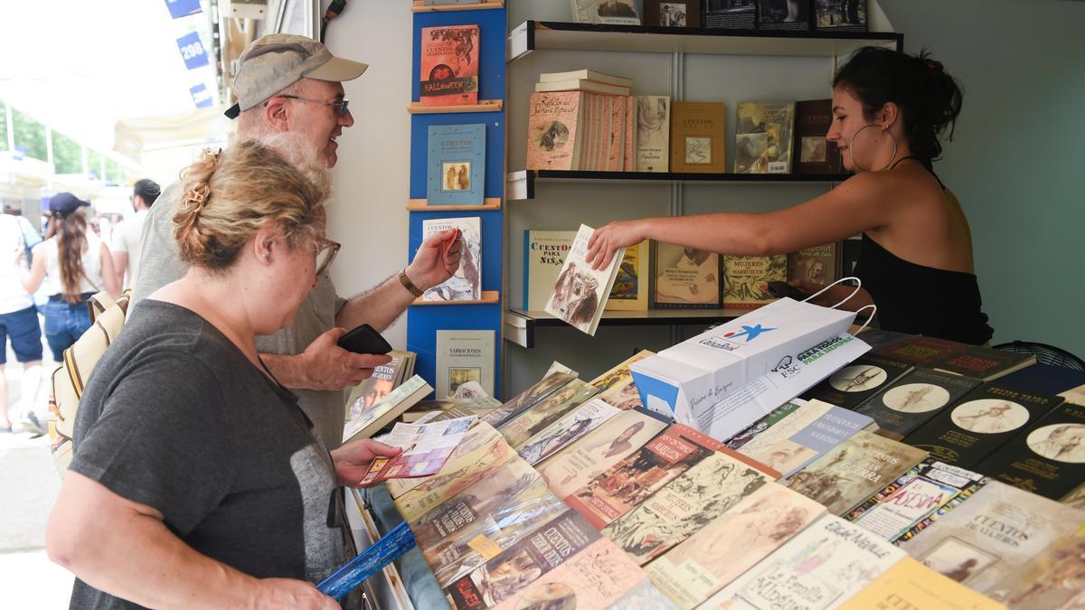 La Feria del Libro de Madrid retrocede en facturación, pero mantiene afluencia de público
