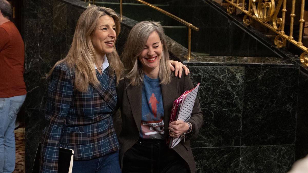 Yolanda Díaz, junto a Verónica Barbero, en el Congreso.